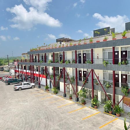 Hotel Yorio Inn Tuxpan  Zewnętrze zdjęcie