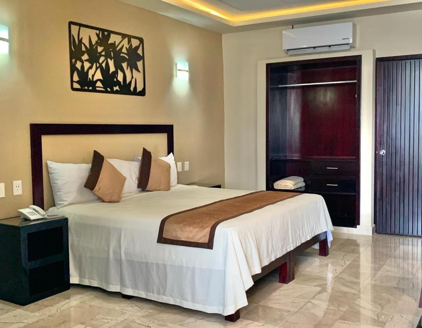 Hotel Yorio Inn Tuxpan  Zewnętrze zdjęcie