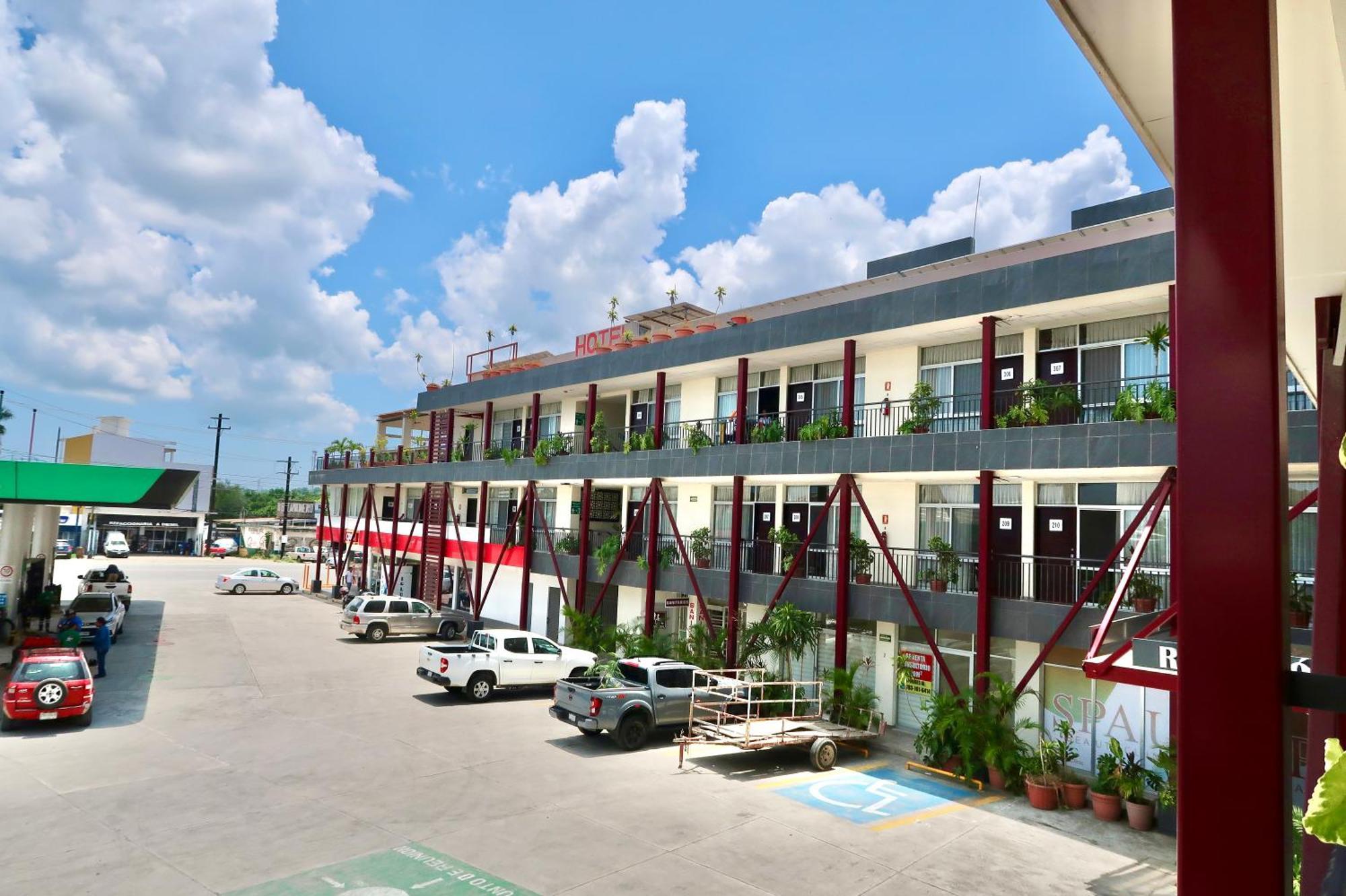 Hotel Yorio Inn Tuxpan  Zewnętrze zdjęcie
